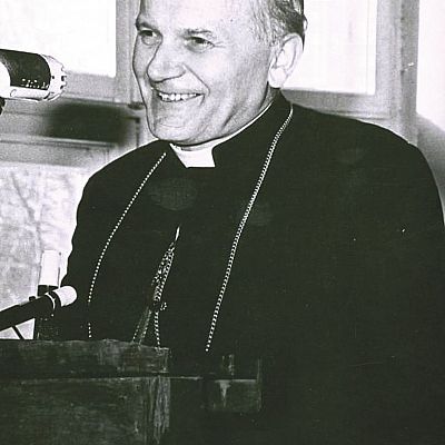 Umiłowanie świata nauki przez Jana Pawła II

